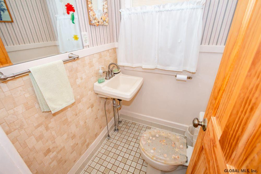 1150 Ardsley Road Schenectady, NY 12308 - Photo 18 of 32 Photo 18