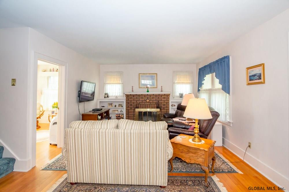 1150 Ardsley Road Schenectady, NY 12308 - Photo 4 of 32 Photo 4