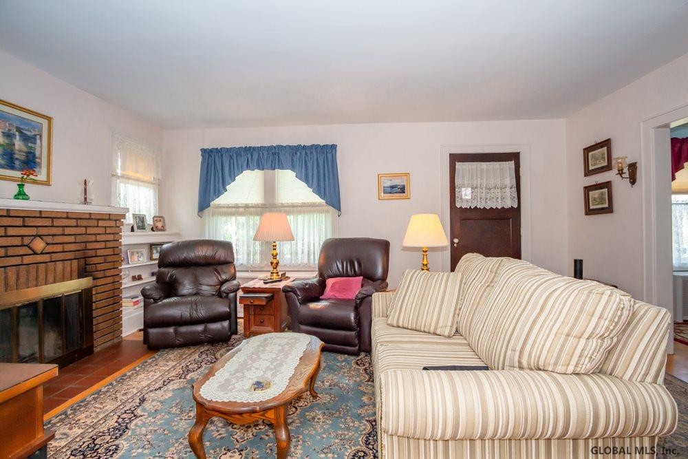 1150 Ardsley Road Schenectady, NY 12308 - Photo 5 of 32 Photo 5