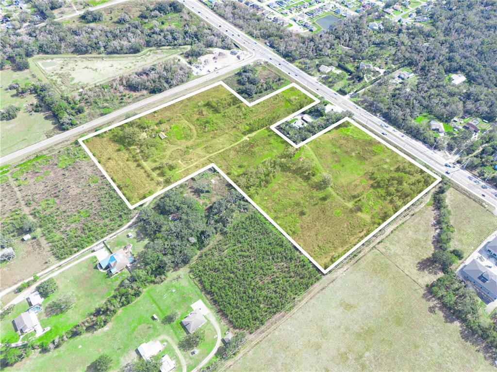 2625 West Pipkin Road Lakeland, FL 33811 - Photo 5 of 8 a view of a pool