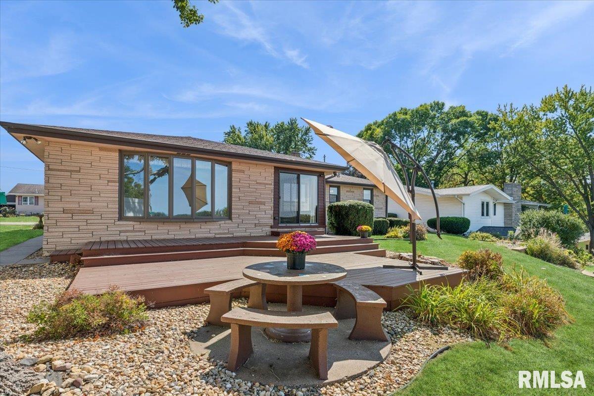 1006 South Church Street Albany, IL 61230 - Photo 38 of 45