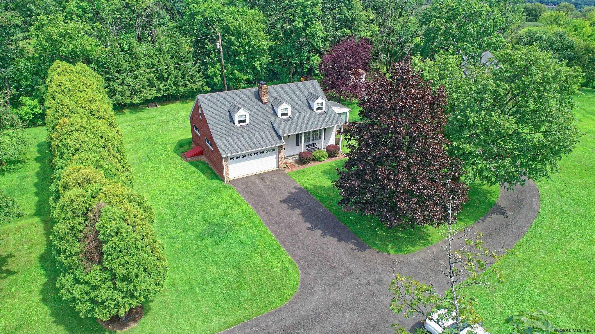 173 Boght Road Colonie, NY 12189 - Photo 8 of 35 Photo 8