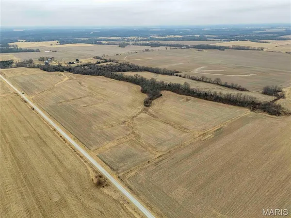 $450,000 | 277 County Road 277, Kahoka, MO 63445