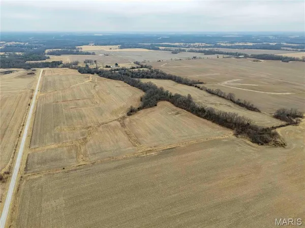 $450,000 | 277 County Road 277, Kahoka, MO 63445