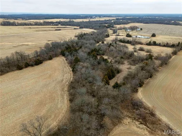 $450,000 | 277 County Road 277, Kahoka, MO 63445