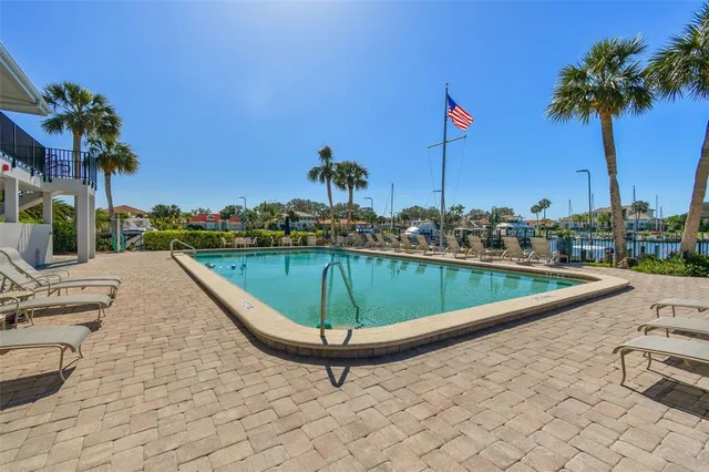 $2,690,000 | 225 Harbor House Drive, Osprey, FL 34229