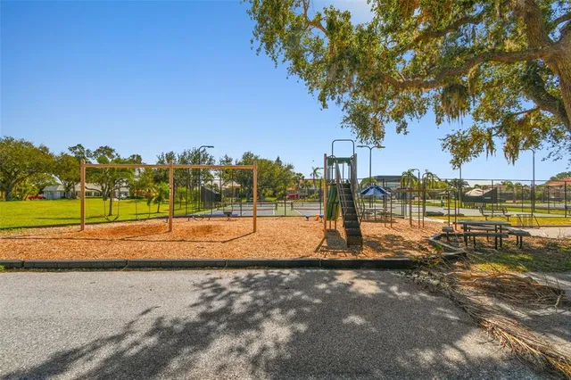 $2,850,000 | 225 Harbor House Drive, Osprey, FL 34229