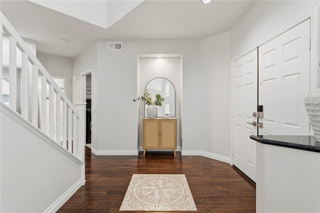 25613 Shaw Place Stevenson Ranch, CA 91381 - Photo 8 of 66