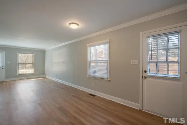 $1,675 | 312 West Park Street, Cary, NC 27511