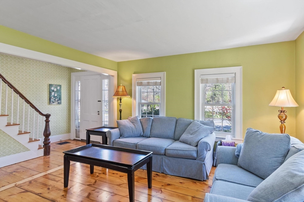 358 Great Road Stow, MA 01775 - Photo 7 of 41