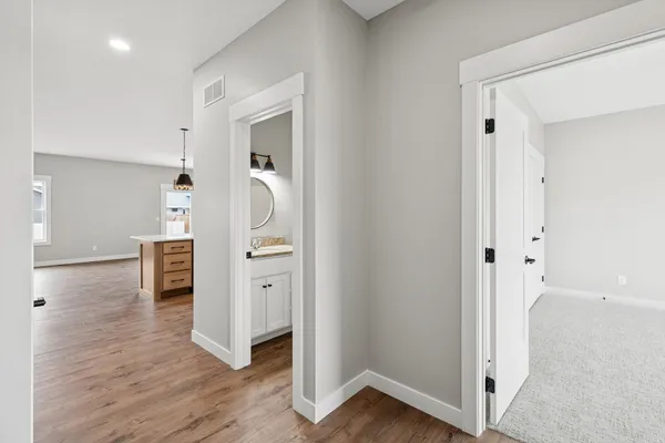 $443,000 | 4618 West 12th Street, Davenport, IA 52804