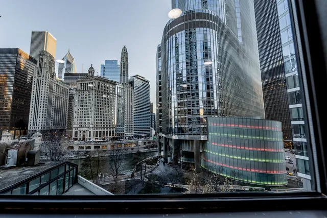 $2,650 | 405 North Wabash Avenue, Unit 207, Chicago, IL 60611