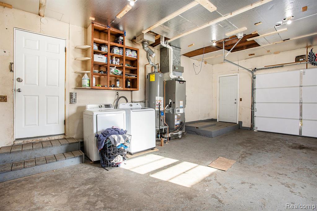 4166 Pineport Road Bridgeport, MI 48722 - Photo 11 of 16