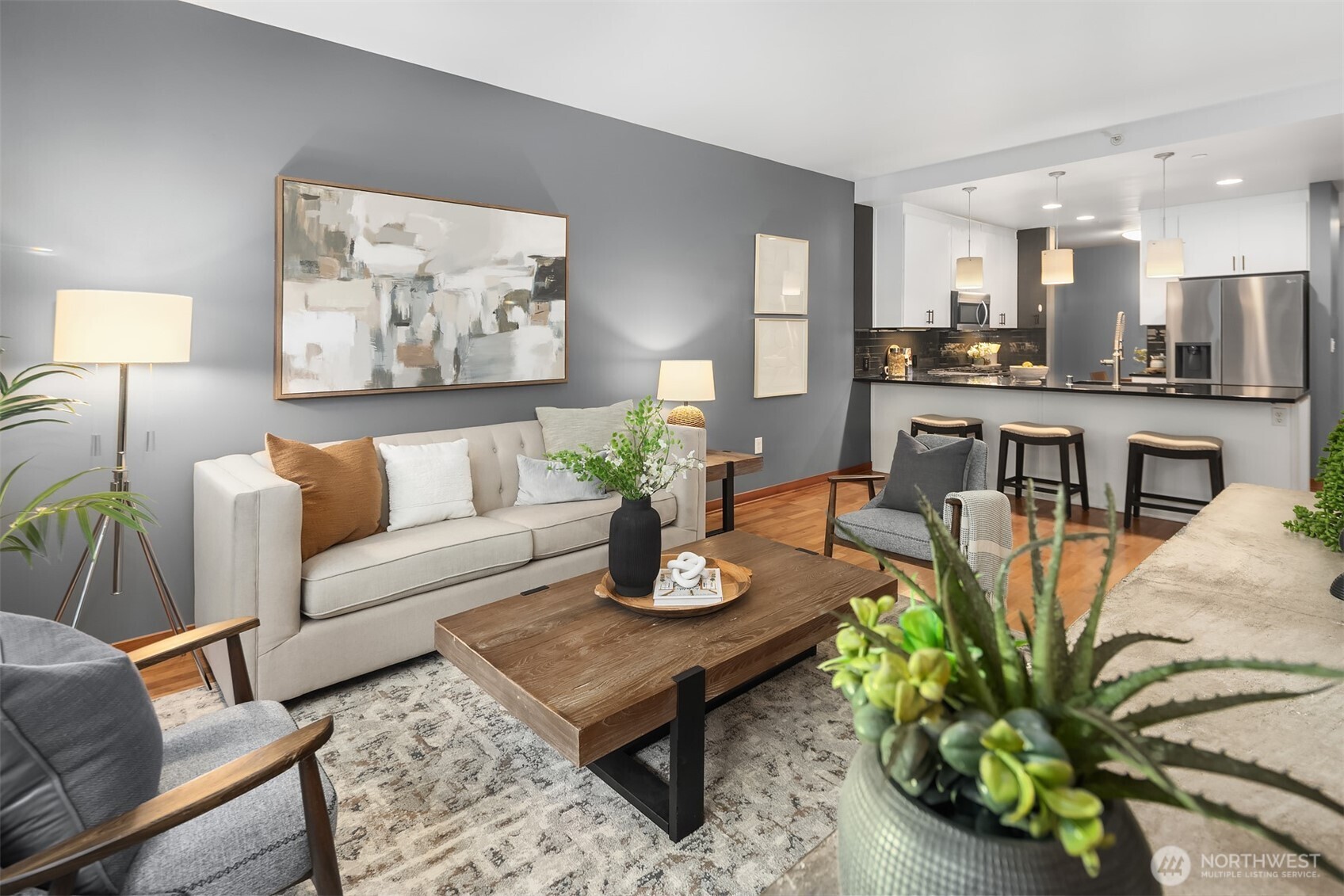2716 Elliott Avenue, Unit 402 Seattle, WA 98121 - Photo 13 of 33