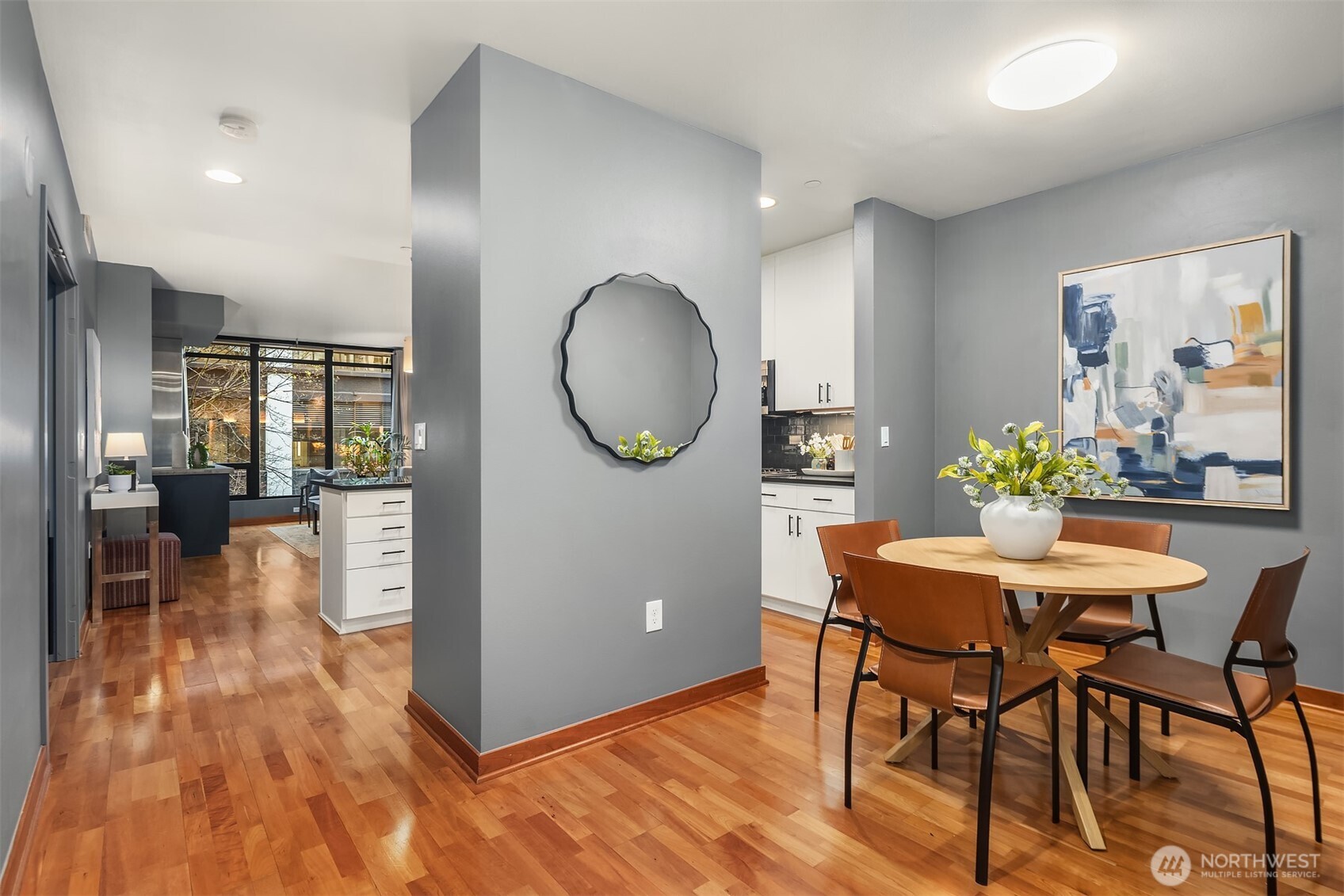 2716 Elliott Avenue, Unit 402 Seattle, WA 98121 - Photo 6 of 33