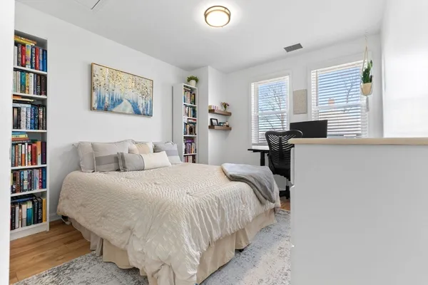 $695,000 | 12 Pickett Street, Unit H, Beverly, MA 01915