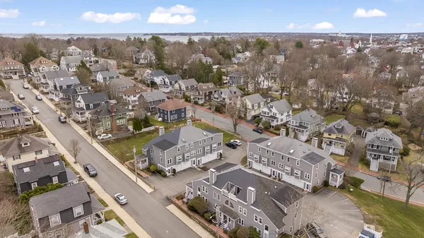 $695,000 | 12 Pickett Street, Unit H, Beverly, MA 01915