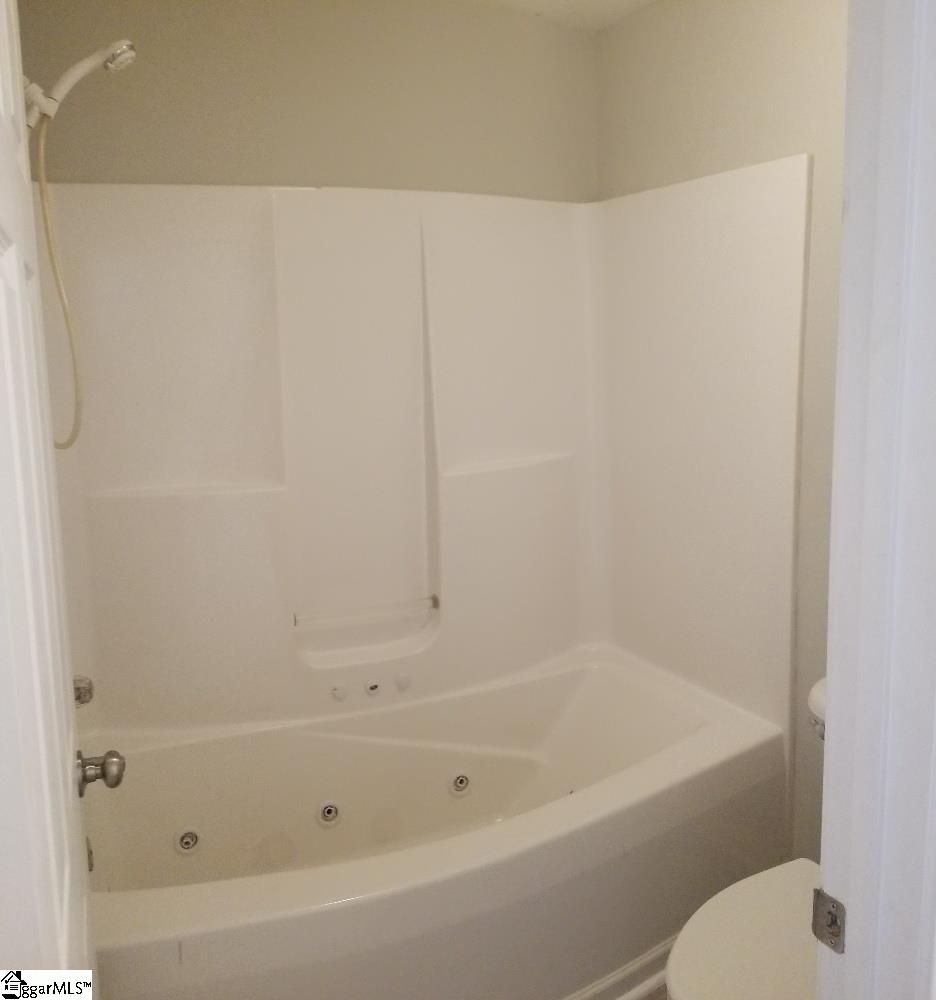 216 McConnell Road Taylors, SC 29687 - Photo 8 of 13 Gallery Image 8