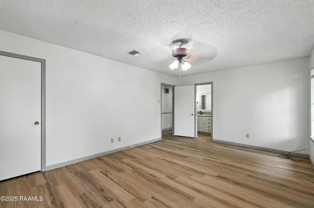 $2,250 | 301 Estainville Avenue, Lafayette, LA 70508