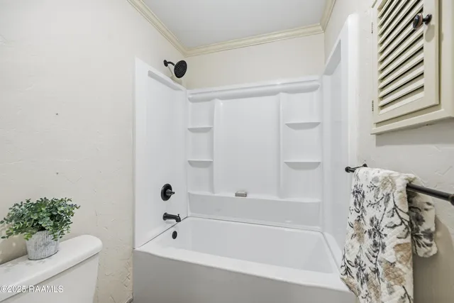 $2,250 | 301 Estainville Avenue, Lafayette, LA 70508