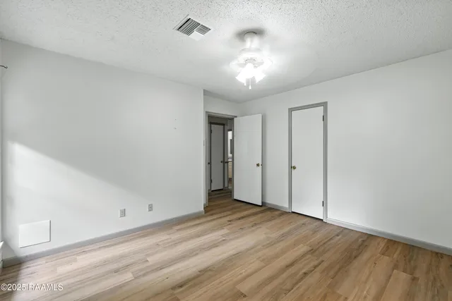 $2,250 | 301 Estainville Avenue, Lafayette, LA 70508