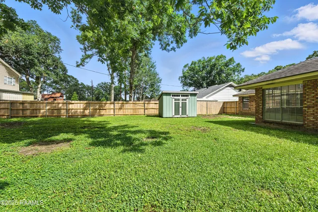 $2,250 | 301 Estainville Avenue, Lafayette, LA 70508