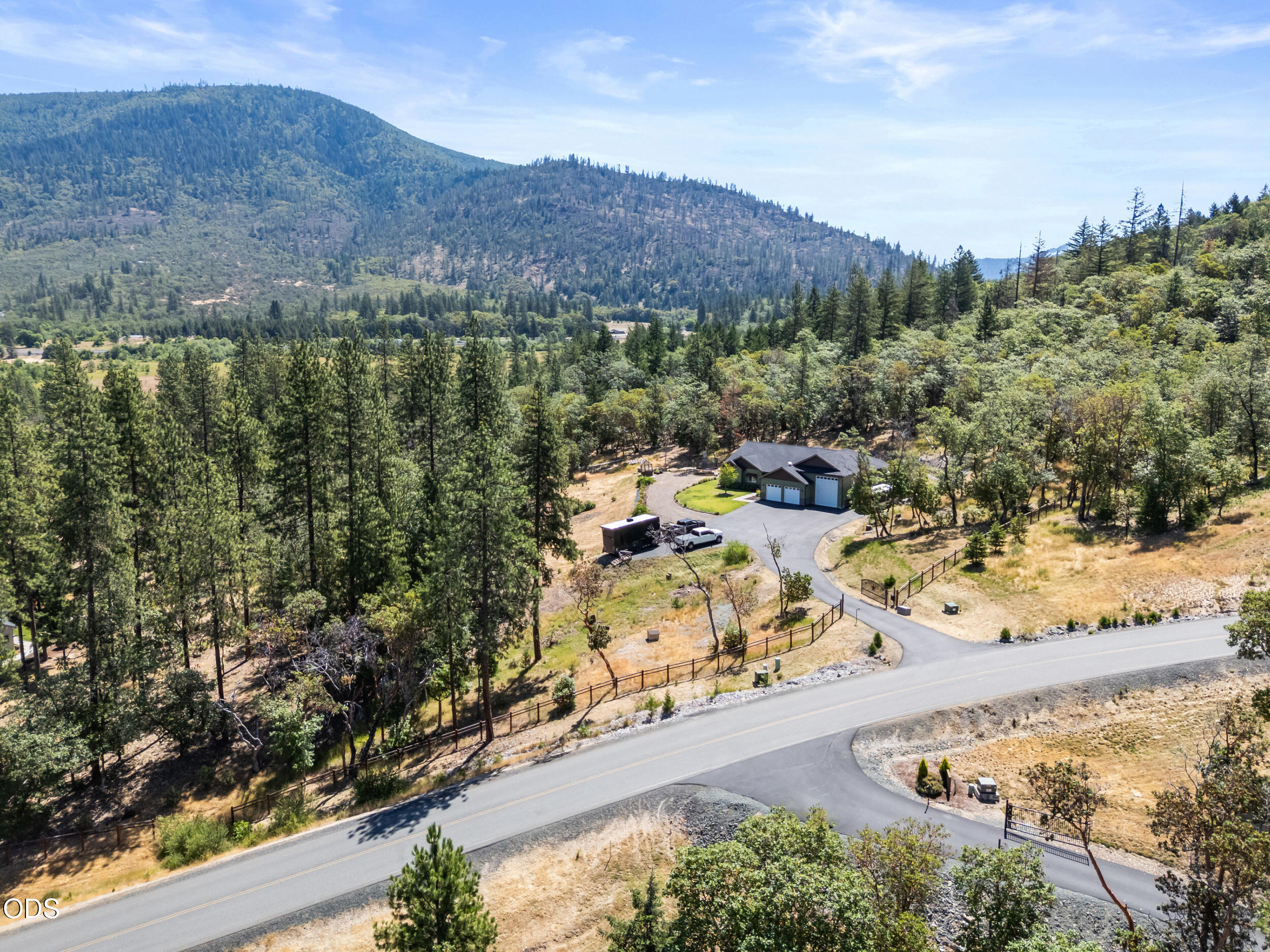 125 McKenzie Ridge Road Grants Pass, OR 97526 - Photo 52 of 62