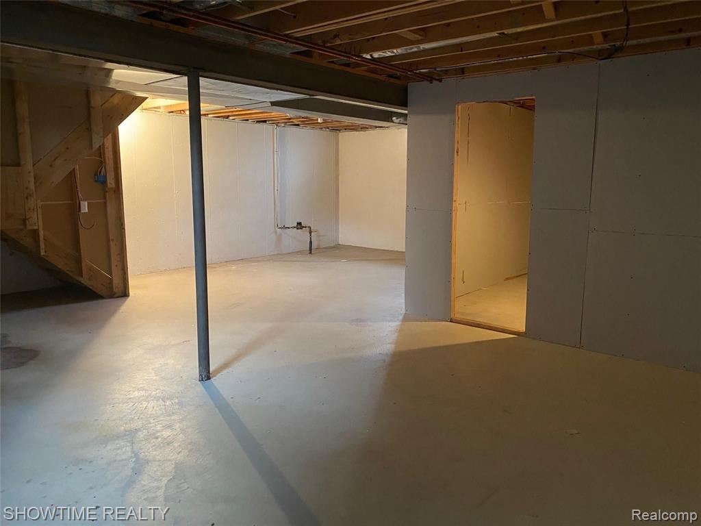 12224 19 Mile Road Sterling Heights, MI 48313 - Photo 36 of 37