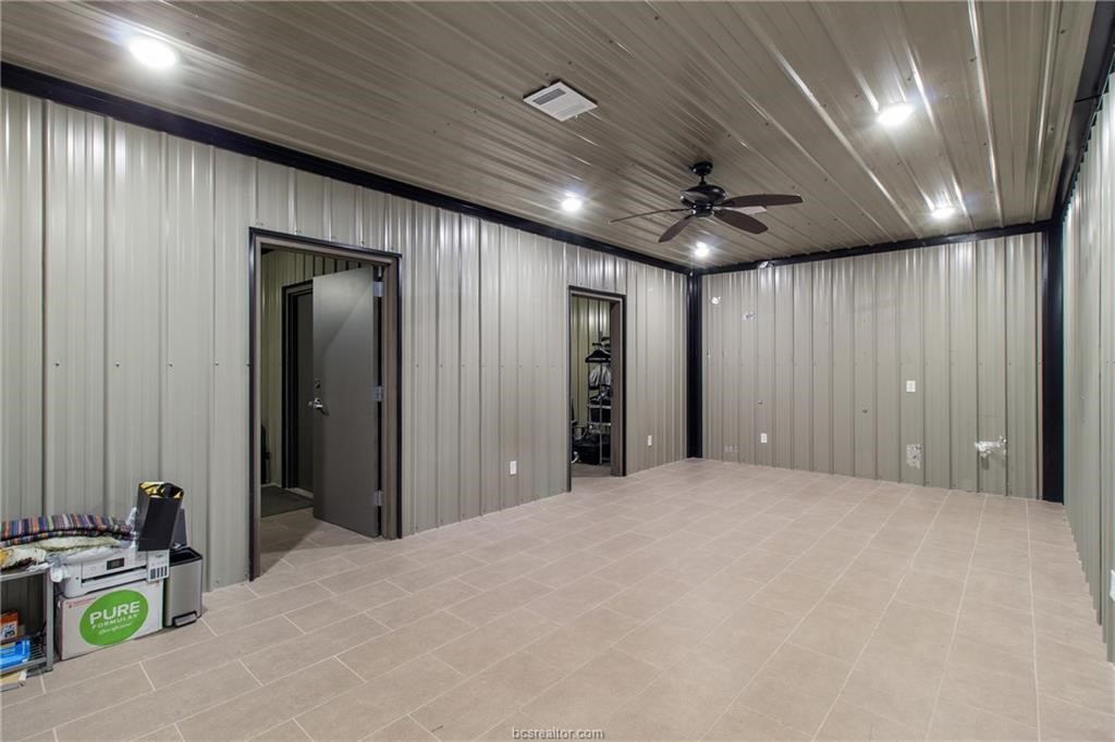 4558 Hicks Lane Bryan, TX 77845 - Photo 43 of 48