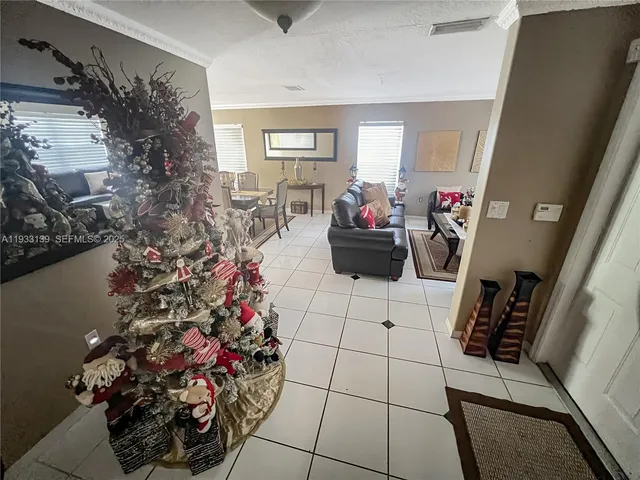 $4,500 | The Hammocks, Miami, FL 33196