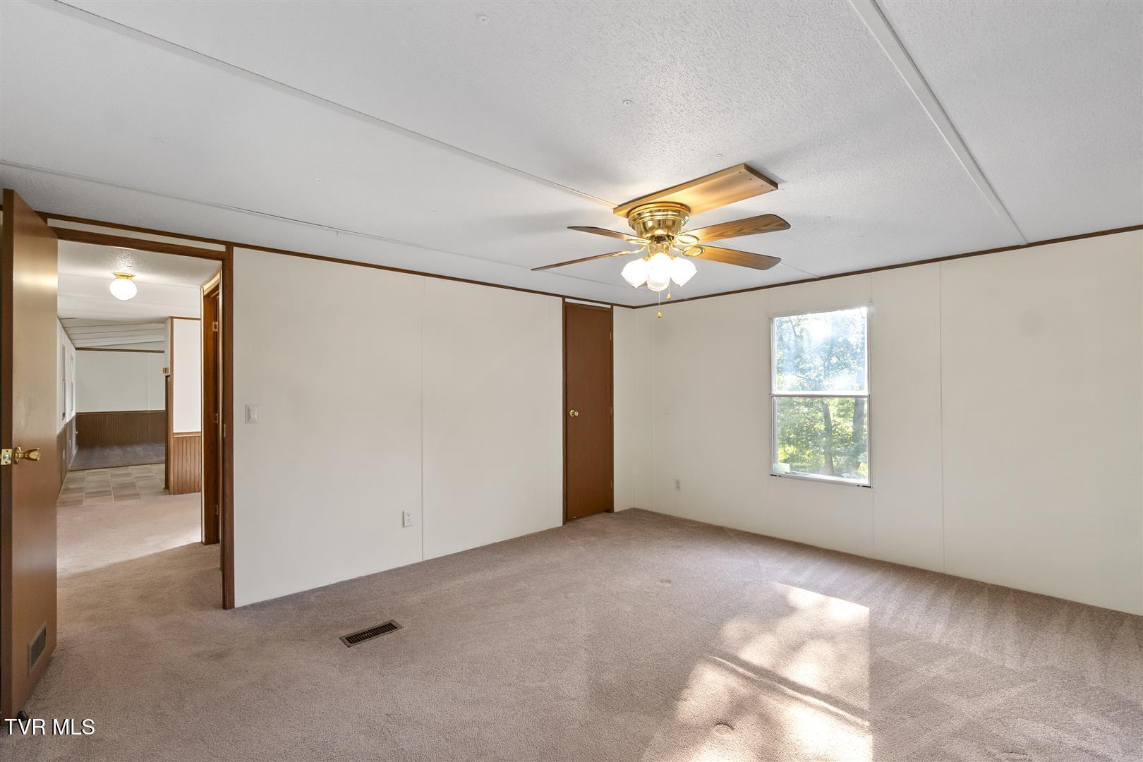 565 Greene Mountain Road Greeneville, TN 37743 - Photo 15 of 50 14