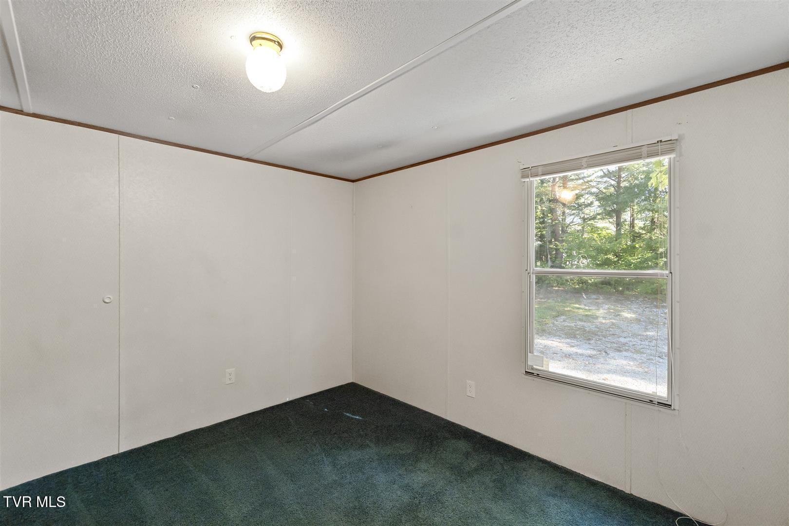 565 Greene Mountain Road Greeneville, TN 37743 - Photo 20 of 50 19