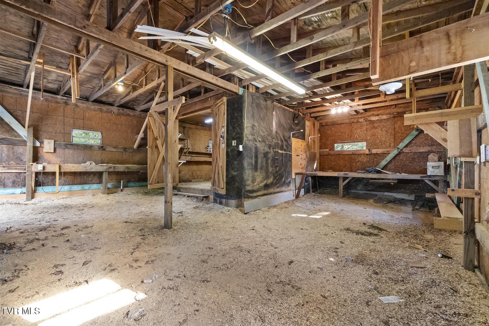 565 Greene Mountain Road Greeneville, TN 37743 - Photo 29 of 50 28