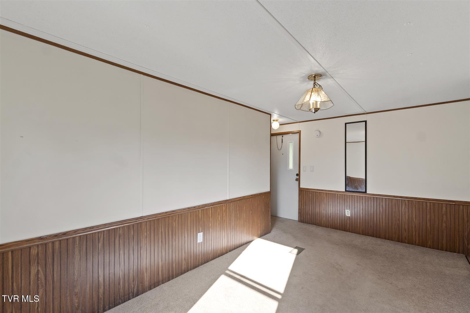 565 Greene Mountain Road Greeneville, TN 37743 - Photo 9 of 50 8