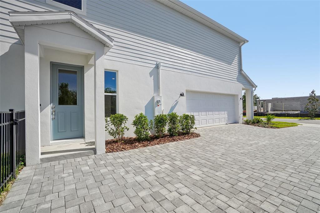 610 Silver Strm Court Brandon, FL 33511 - Photo 3 of 36