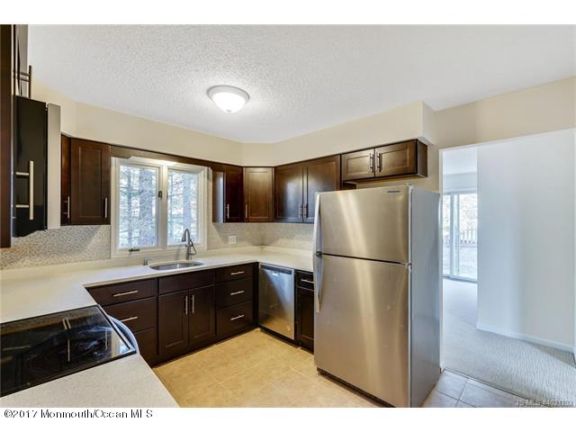 225 Spray Road Manahawkin, NJ 08050 - Photo 13 of 31 13