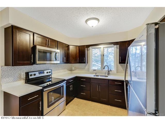 225 Spray Road Manahawkin, NJ 08050 - Photo 14 of 31 14