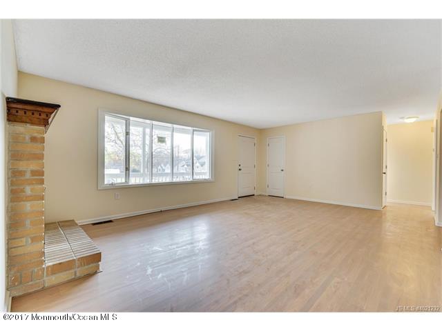 225 Spray Road Manahawkin, NJ 08050 - Photo 8 of 31 8