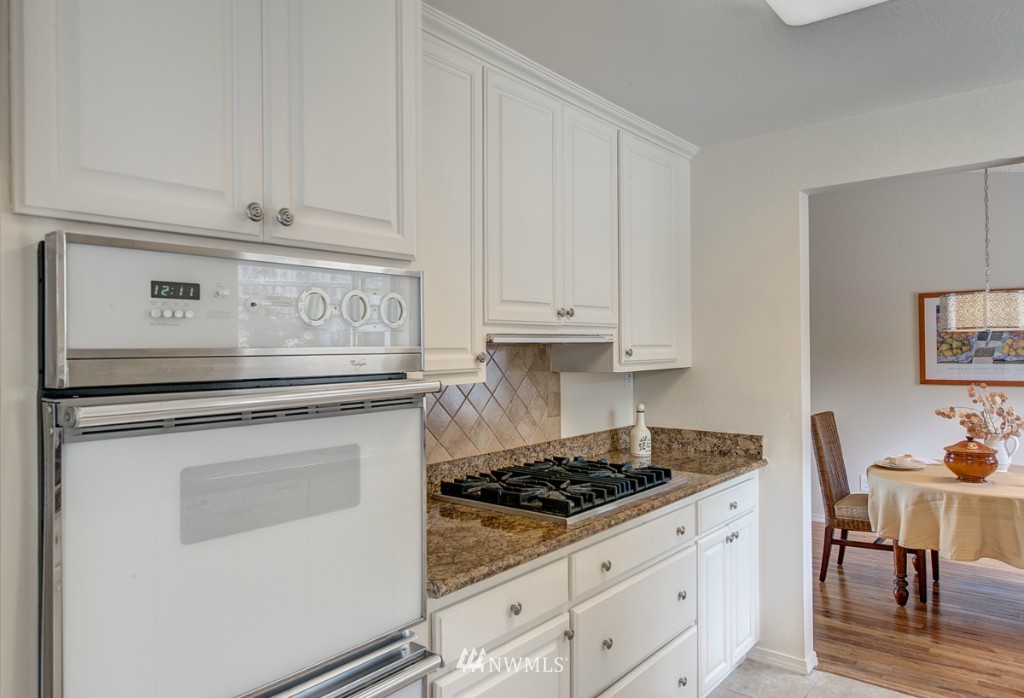 1624 Kennewick Court Southeast Renton, WA 98055 - Photo 11 of 25 Gallery Image 11