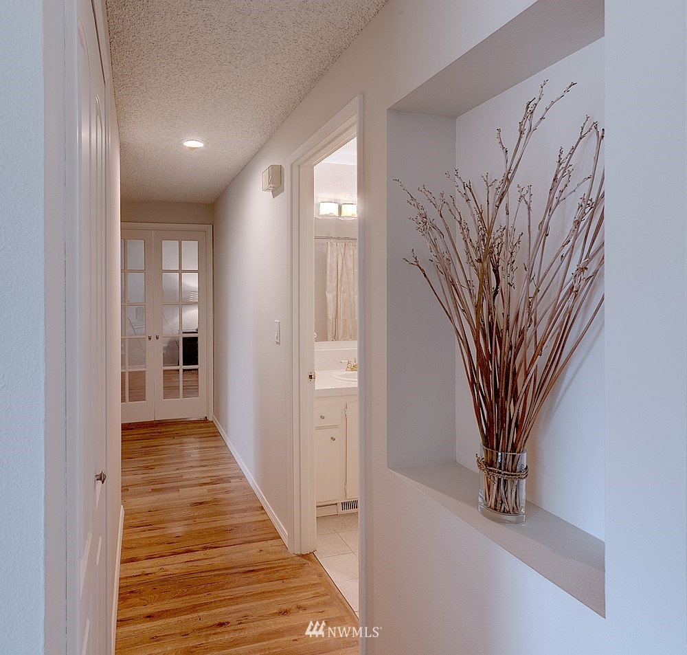 1624 Kennewick Court Southeast Renton, WA 98055 - Photo 15 of 25 Gallery Image 15
