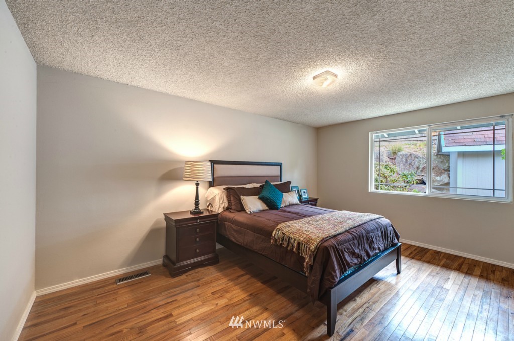 1624 Kennewick Court Southeast Renton, WA 98055 - Photo 19 of 25 Gallery Image 19