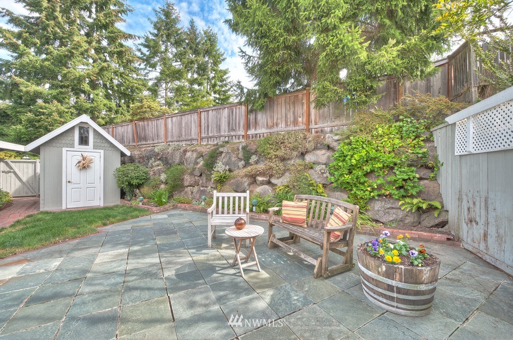 1624 Kennewick Court Southeast Renton, WA 98055 - Photo 23 of 25 Gallery Image 23