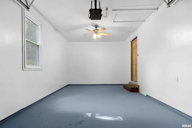 $164,500 | 613 North School Avenue, Minier, IL 61759