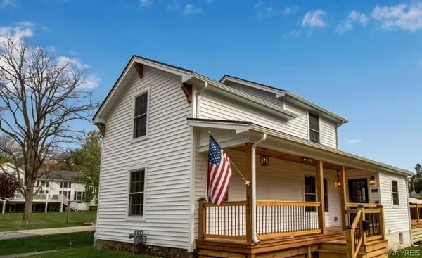 $355,000 | 240 Niagara Street, Lewiston, NY 14092