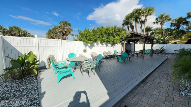 $1,800 | 108 South 5th Street, Unit 4D, Flagler Beach, FL 32136