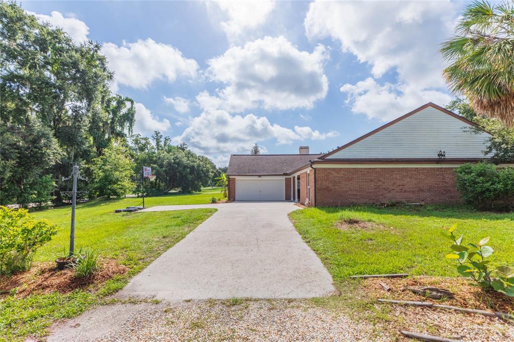 13001 Sydney Road Dover, FL 33527 - Photo 44 of 52