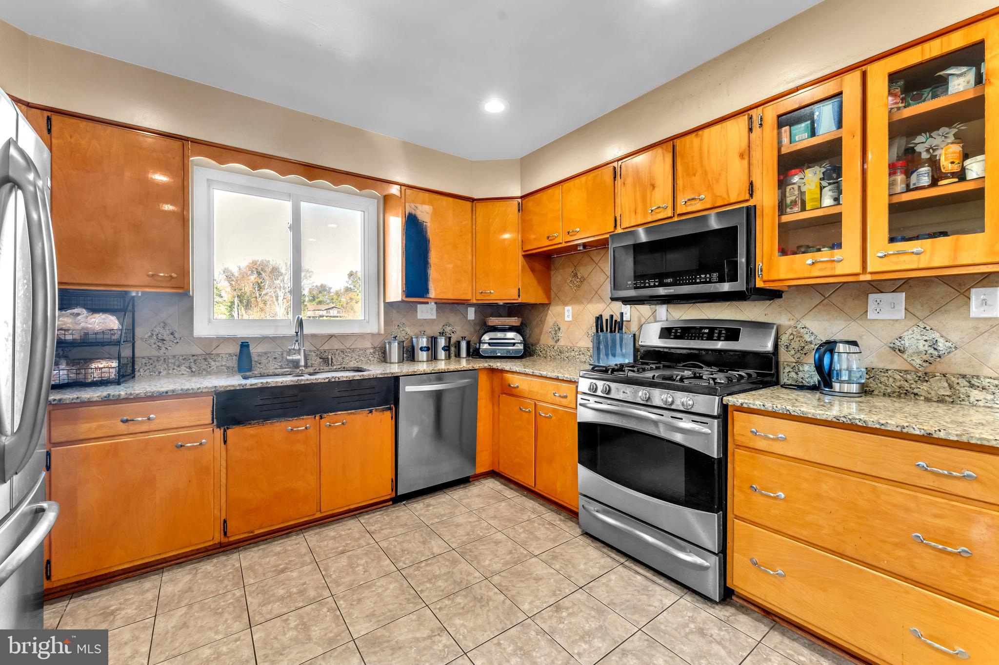 12310 Woodmore Road Bowie, MD 20721 - Photo 6 of 21 Gallery Image 6
