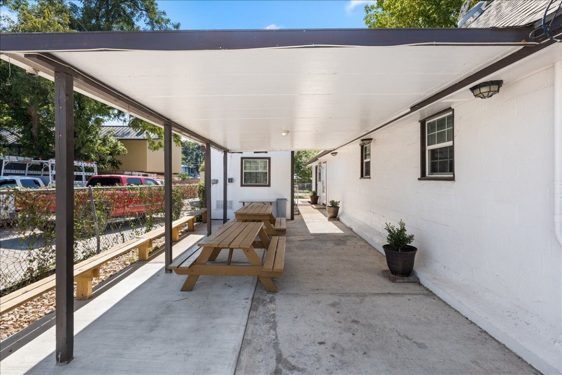 2606 Santa Rosa Street Austin, TX 78702 - Photo 27 of 28 View of patio
