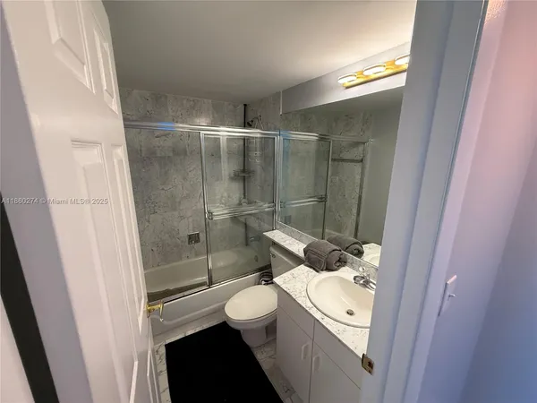 $4,800 | 800 Claughton Island Drive, Unit 703, Miami, FL 33131