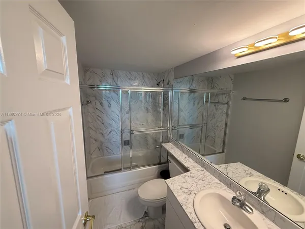 $4,800 | 800 Claughton Island Drive, Unit 703, Miami, FL 33131